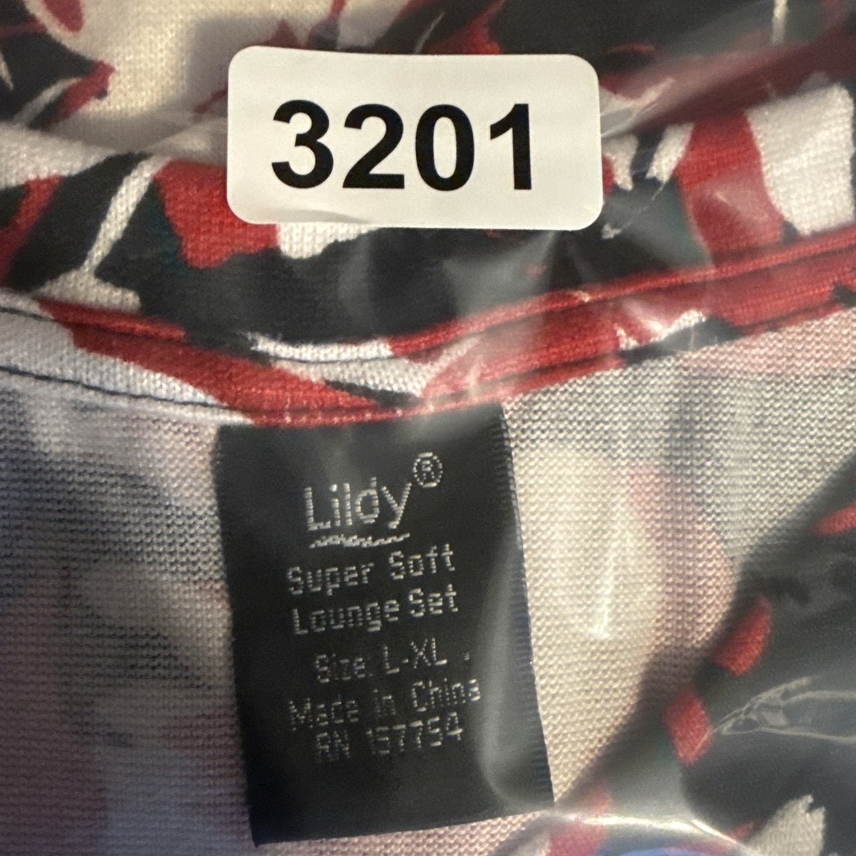 Lildy Tunic Top Women’s Large Extra Large Black Red Floral Long Sleeve Stretch