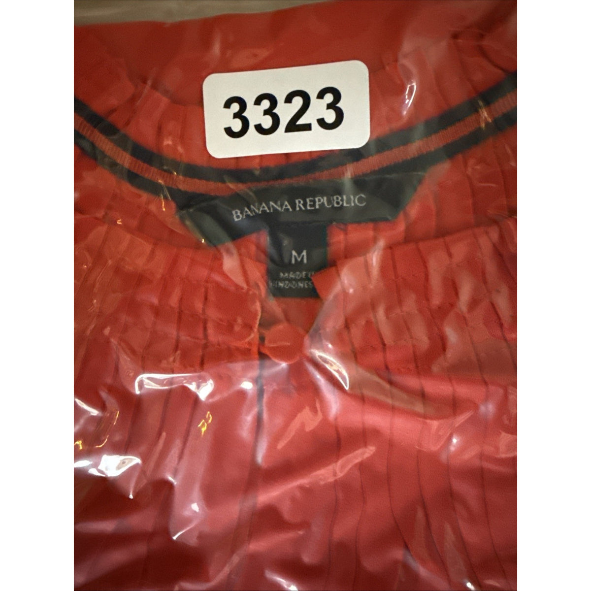 Banana Republic Red Front Peep Hole Sleeveless Office Pleated Shell Blouse M