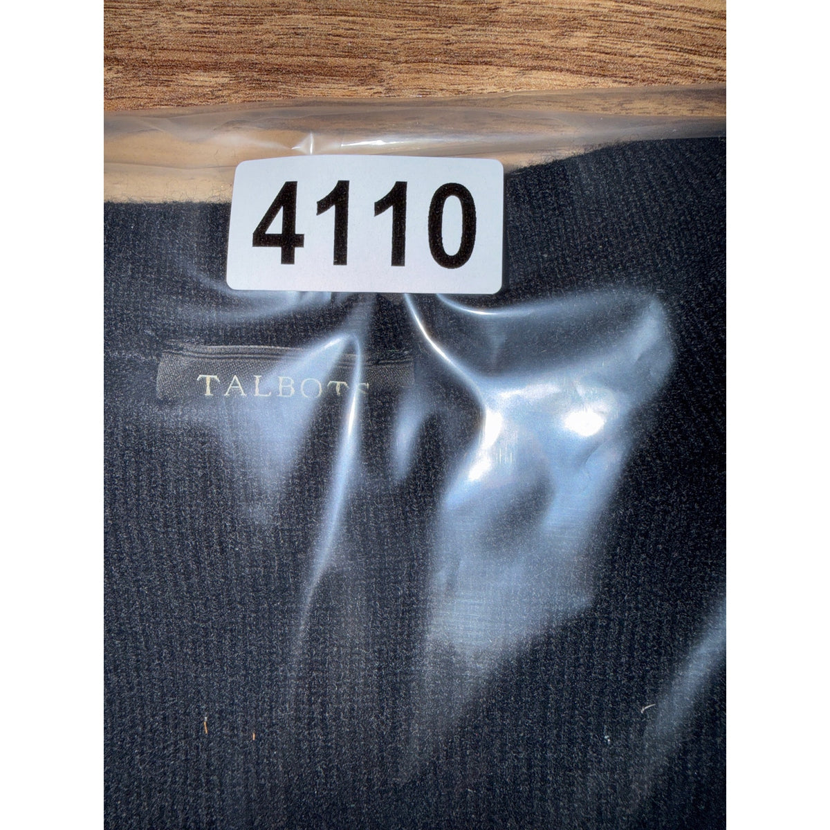Talbots Pure Cashmere Black Crewneck Sweater Women’s Medium 3/4 Sleeve