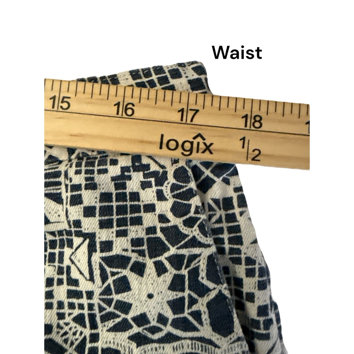 ALFRED DUNNER PULL-ON PANTS Capri Cropped Geometric Print Navy & White Size 12