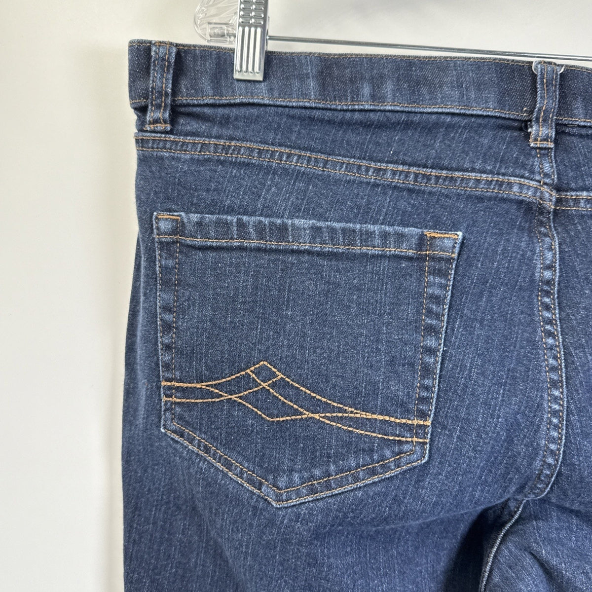 D& Co denim + company Crop Jeans Womens Size 18WP 5 pocket Zip button closure