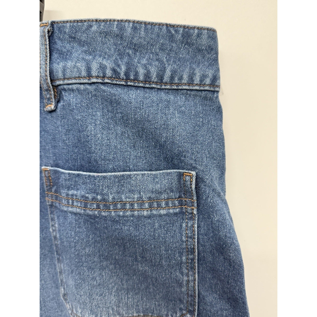 Liz Claiborne Denim Capris Womens 24W Plus Stretch Tencel Blue Patch Pocket