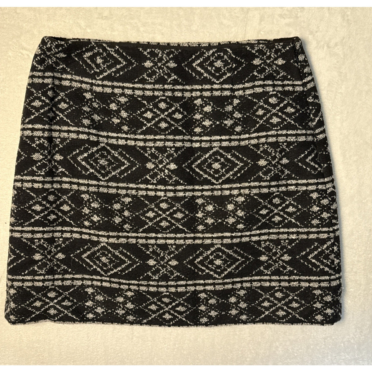 LOFT Women's Black White Geo Wool Blend Lined Mini Skirt Size 8