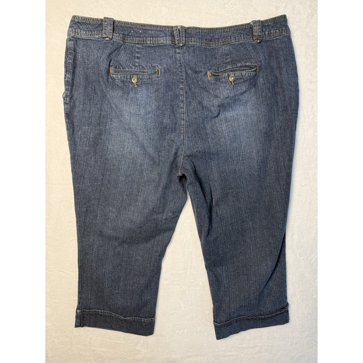 St Johns Bay Womens 24W Denim Capri Jeans Stretch Blue Mid Rise Plus Size
