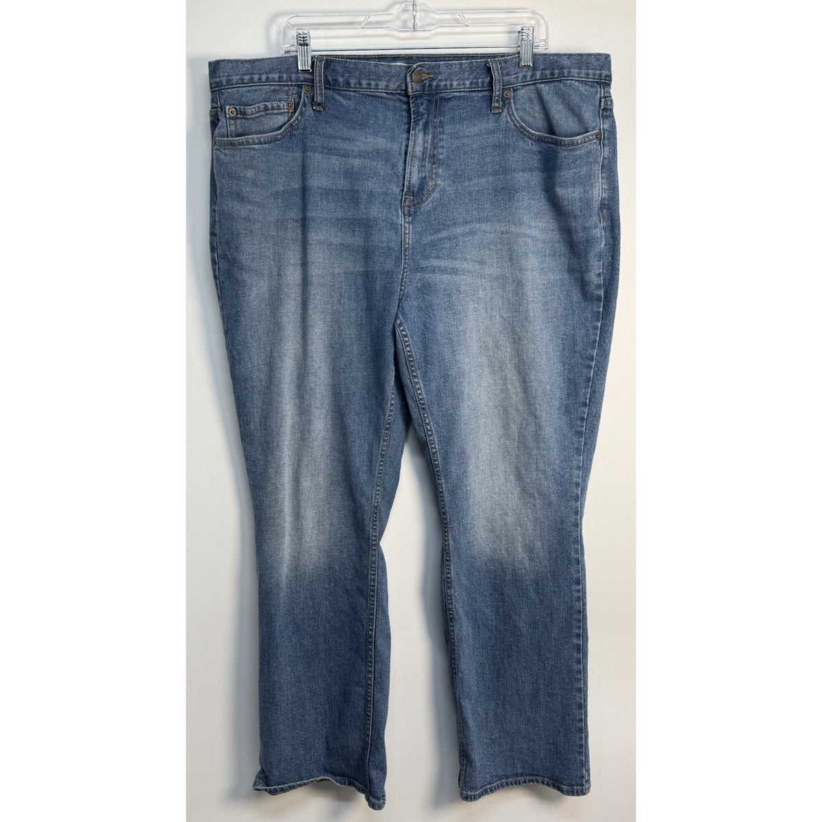 Old Navy Boot Cut Built In Flex Mens Jeans Size 40x30 Med Wash