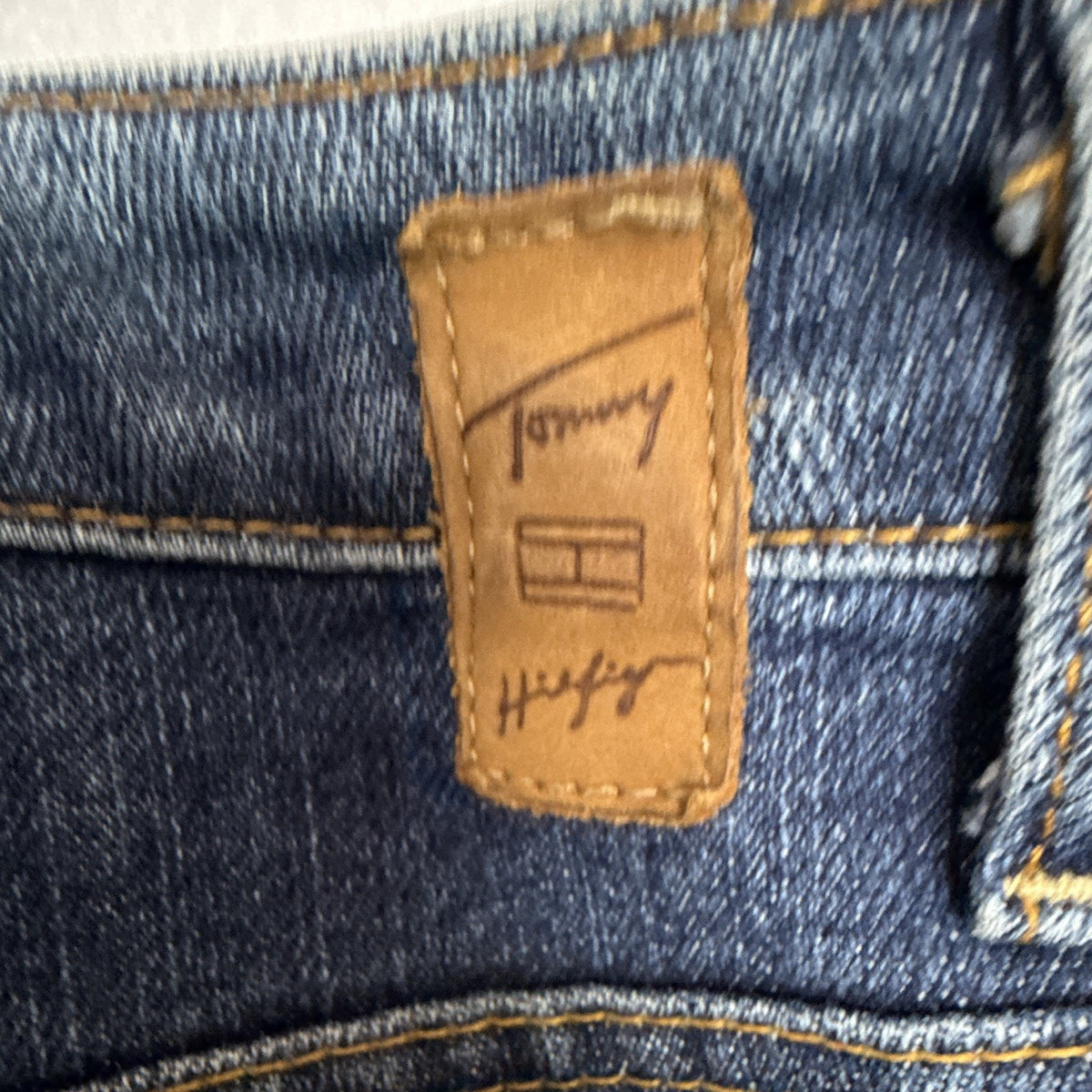 Vintage 2004 Tommy Hilfiger "Woman" Hipster Cropped Jeans – Size 24 Plus