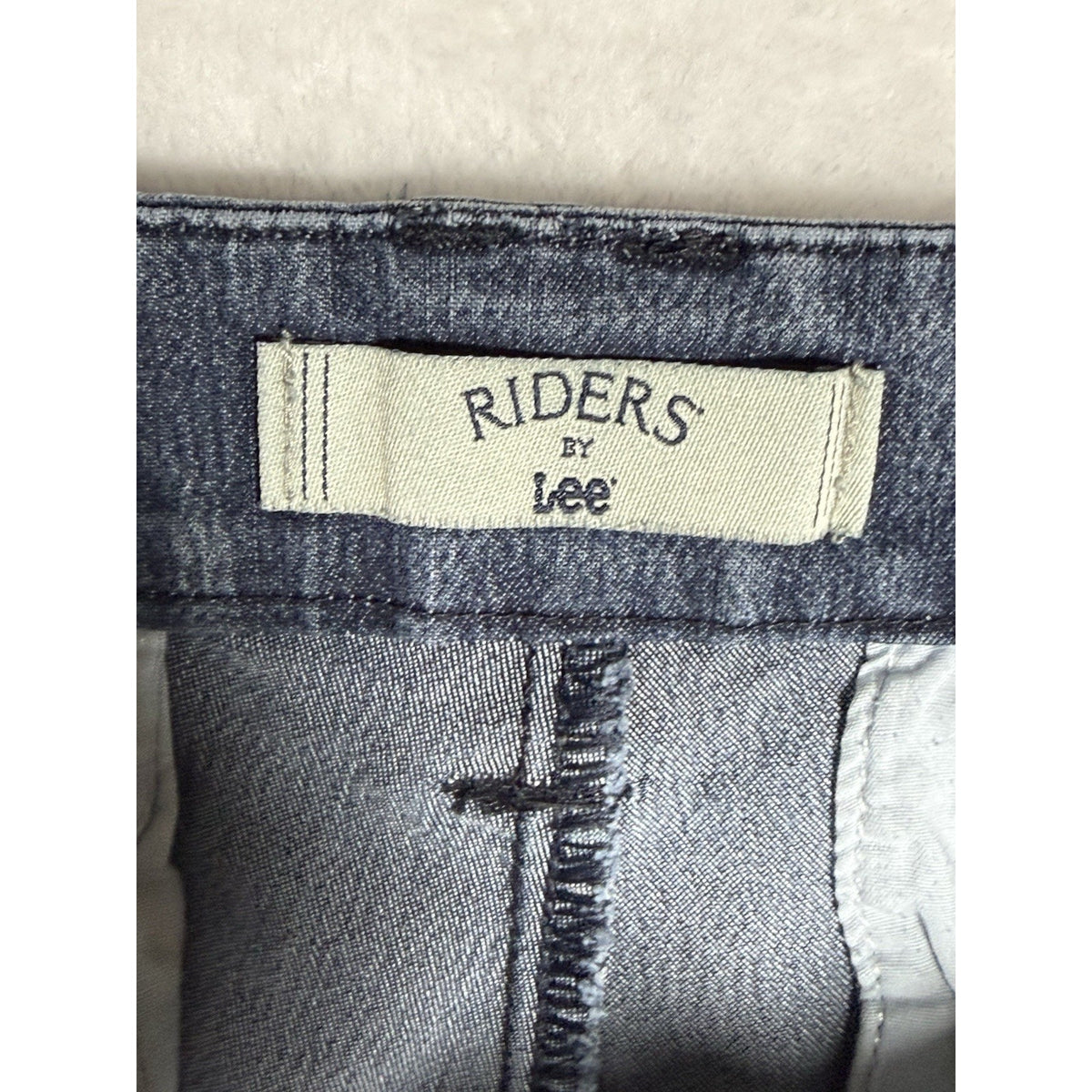 Riders by Lee Womens 16M Blue Denim Bermuda Shorts Stretch Mid Rise Walking