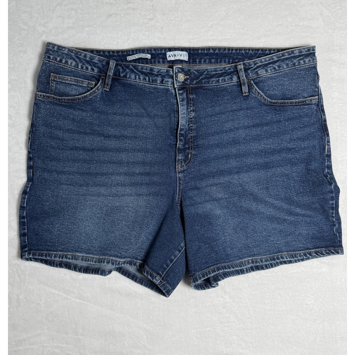 Ava & Viv Womens Size 26 Denim Shorts Blue Stretch Plus Size High Rise 7”