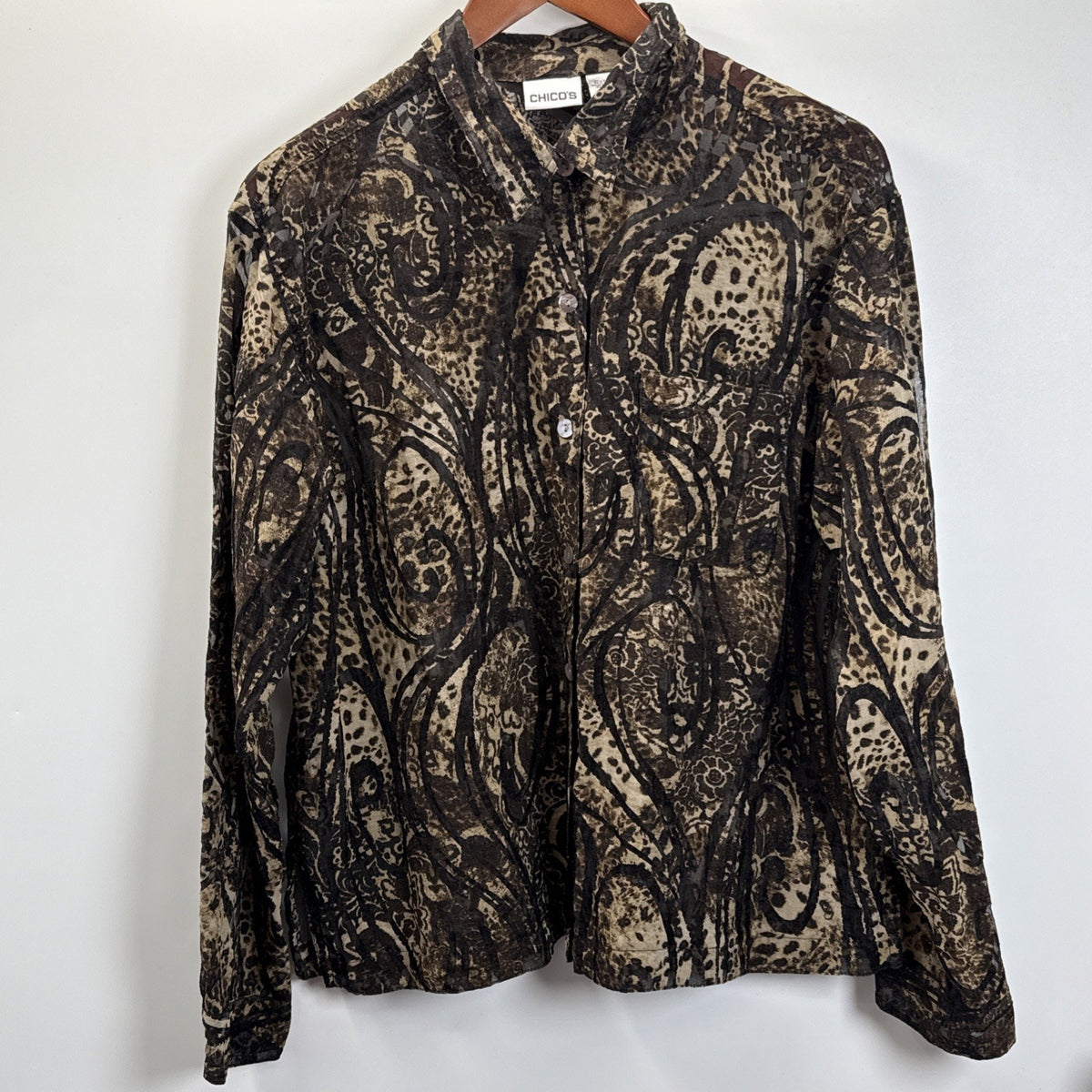 Chico’s Sheer Crinkle Button Up Blouse Women Sz 2 Brown Paisley Animal Print