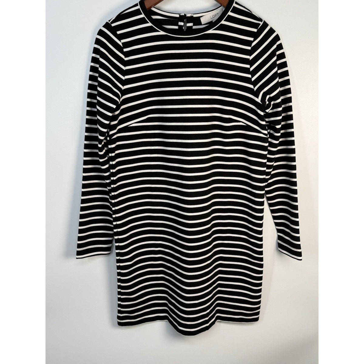 LOFT Black White Stripe Knit Shift Dress Size S 3/4 Sleeve Stretch Classic