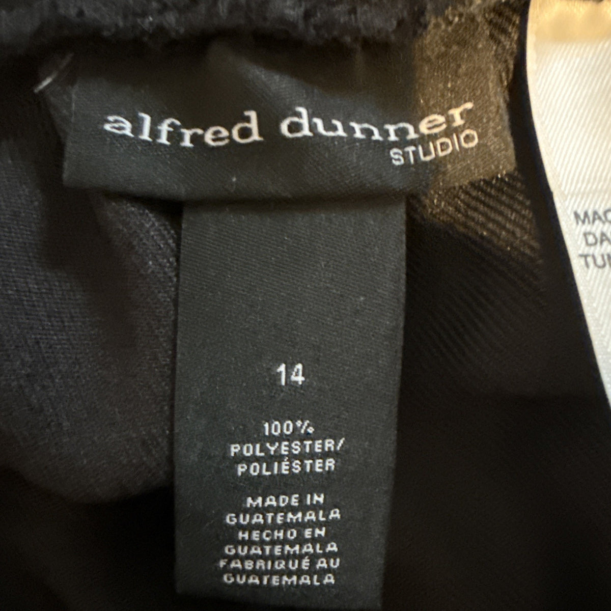 Alfred Dunner Women's Black Stretchy Pull-On Pants w/ 2 Side Pockets Size 14