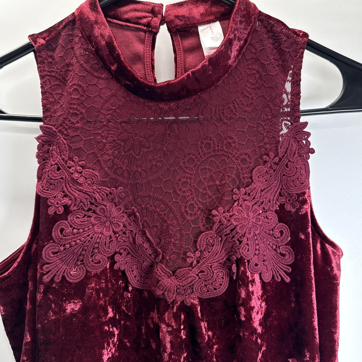 NOBO No Boundaries Mock Neck Velour Lace Top Sz M Red Sleeveless Vamp Whimsigoth