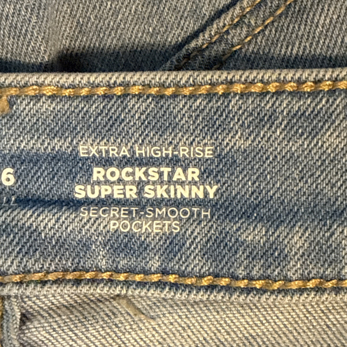 Women’s Old Navy Size 16 Long Jeans Blue Light Wash Rockstar Super Skinny