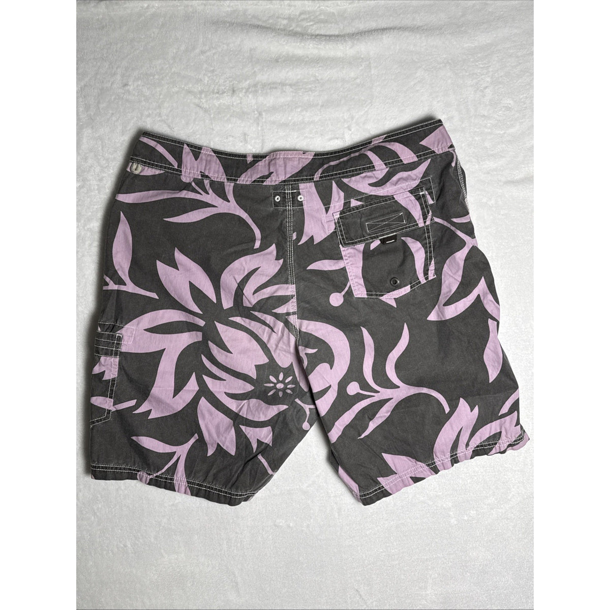 J. Crew Men's Gray Pink Floral Board Shorts Swim Trunks Sz 36 Pockets Drawstring