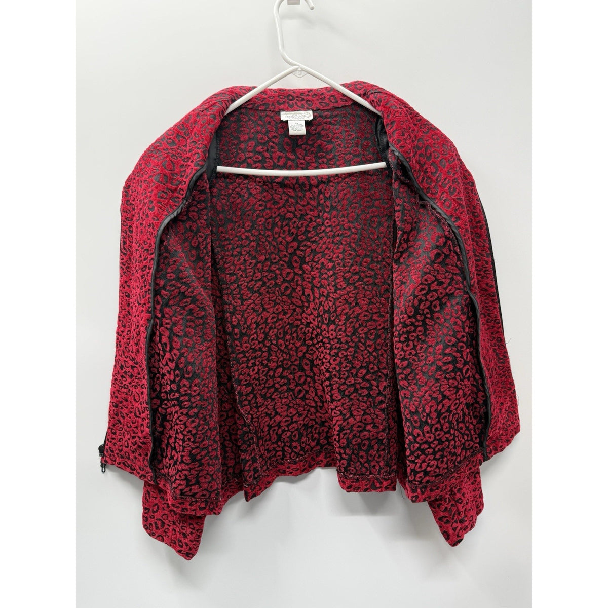 Molly & Maxx Woman 2X Red Black Leopard Print Zip Jacket Textured Plus Size