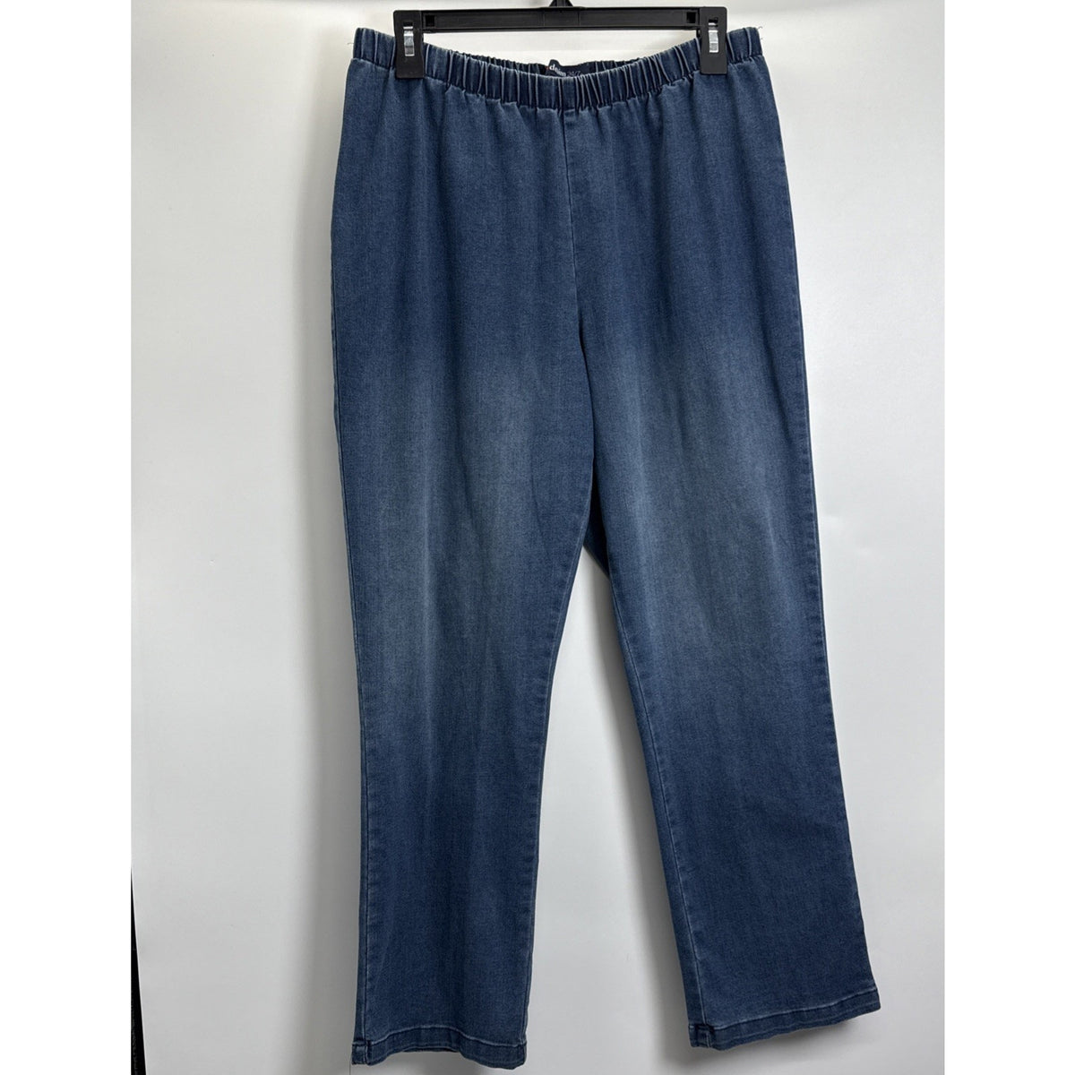 Denim 24/7 pull on Blue jeans Women’s size 18W petite Elastic Waist Stretch