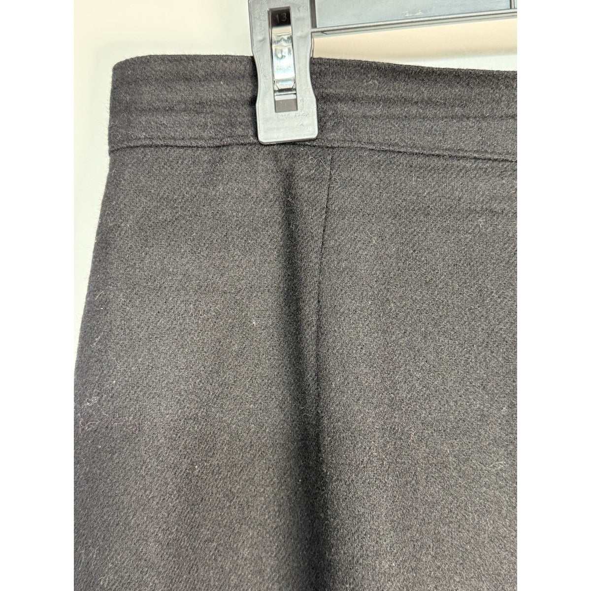 Sag Harbor 18 Black Pure Wool Lined Midi Skirt Back Vent Classic Vintage