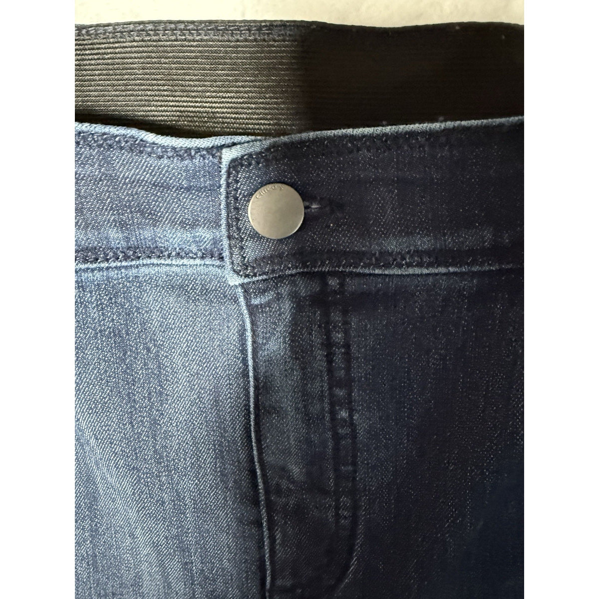 Chico's Women Regular Size 2 Dark Wash High Rise Slim Stretch Straight Jeans