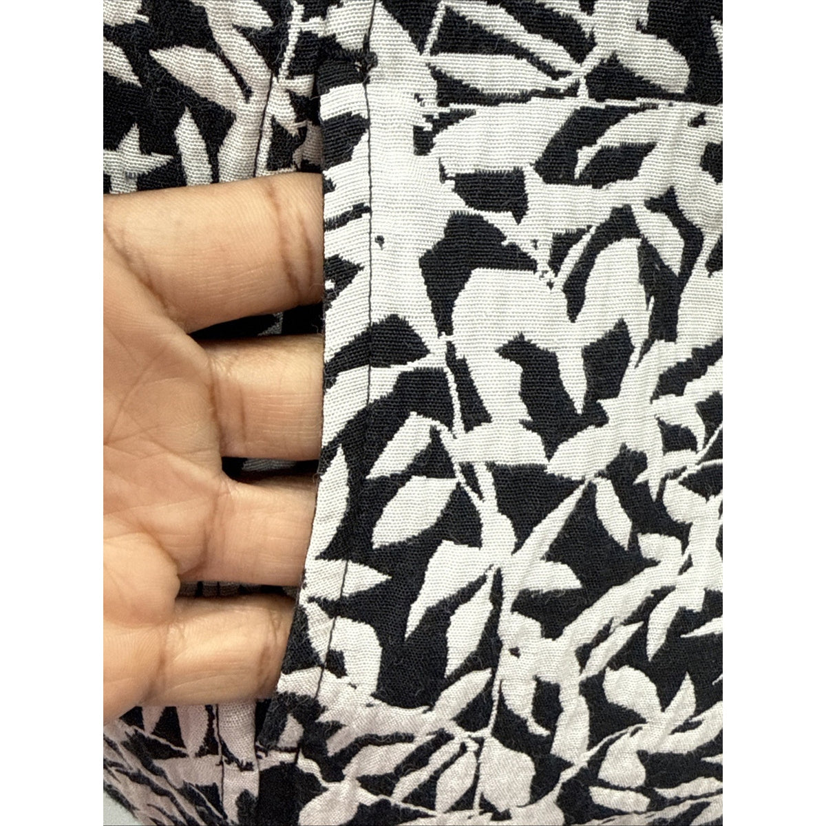 Croft & Barrow Jacket Women’s Size Medium Black & White 3 Button Blazer Floral