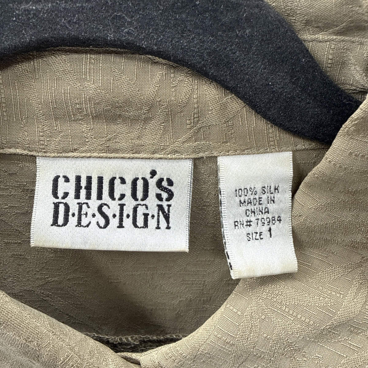 Chico's Design Women's Shirts long Sleeves 100% Silk Green Size 1 (Medium)