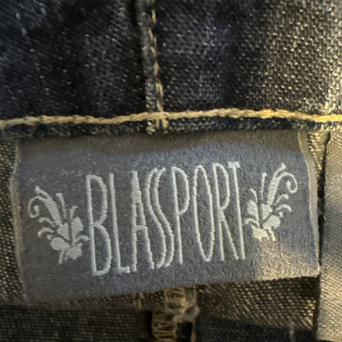 Blassport Tapered Jeans Womens 10 Short Blue High Rise Elastic Back 100% Cotton