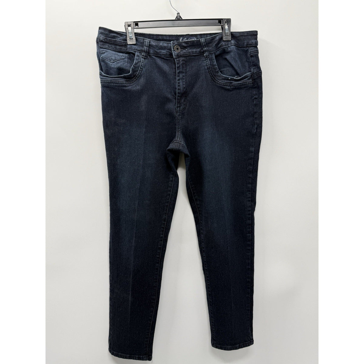 Sofias Jeans Women size 22, 5 Pocket Sequin Heart Accents Casual Stretchy