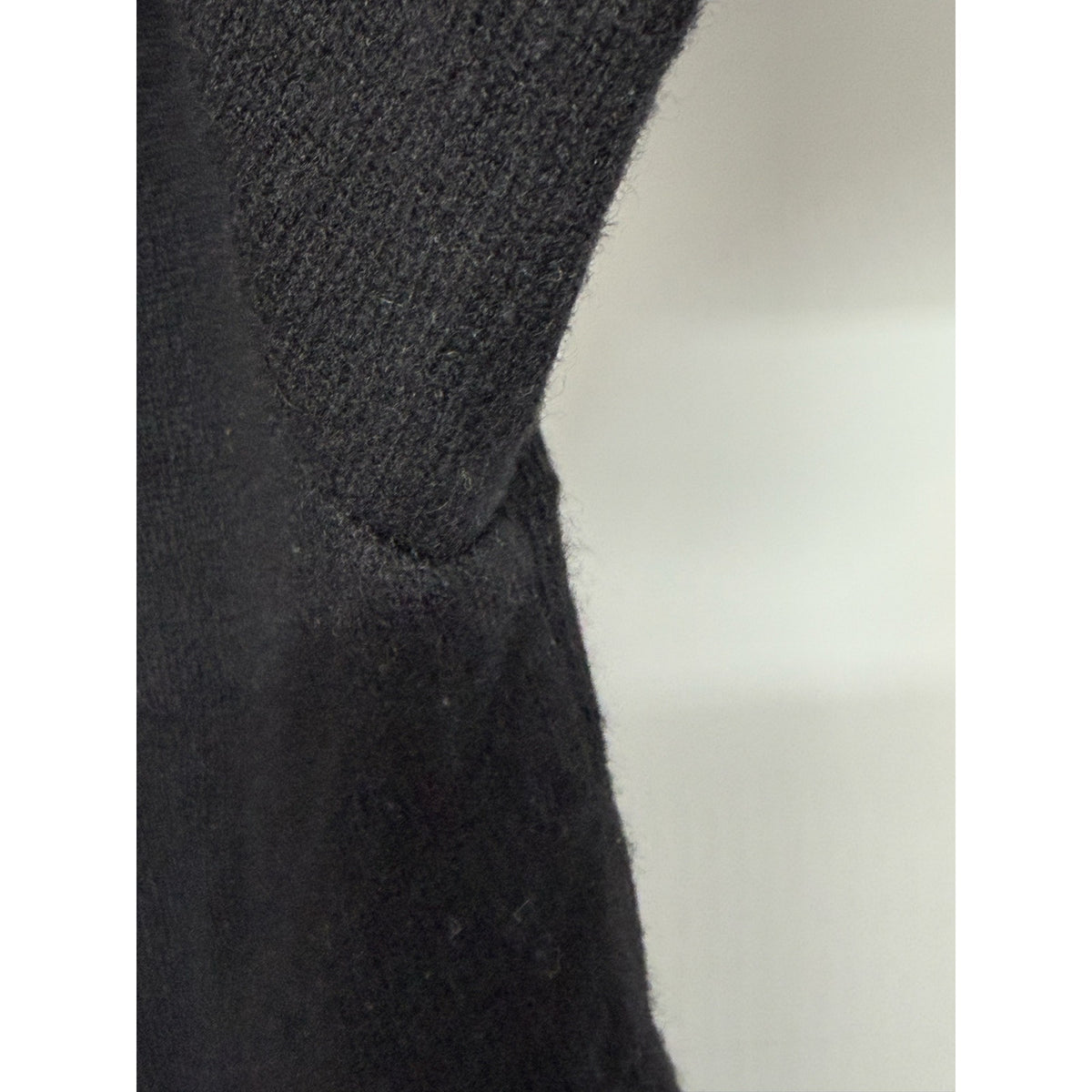 Talbots Pure Cashmere Black Crewneck Sweater Women’s Medium 3/4 Sleeve