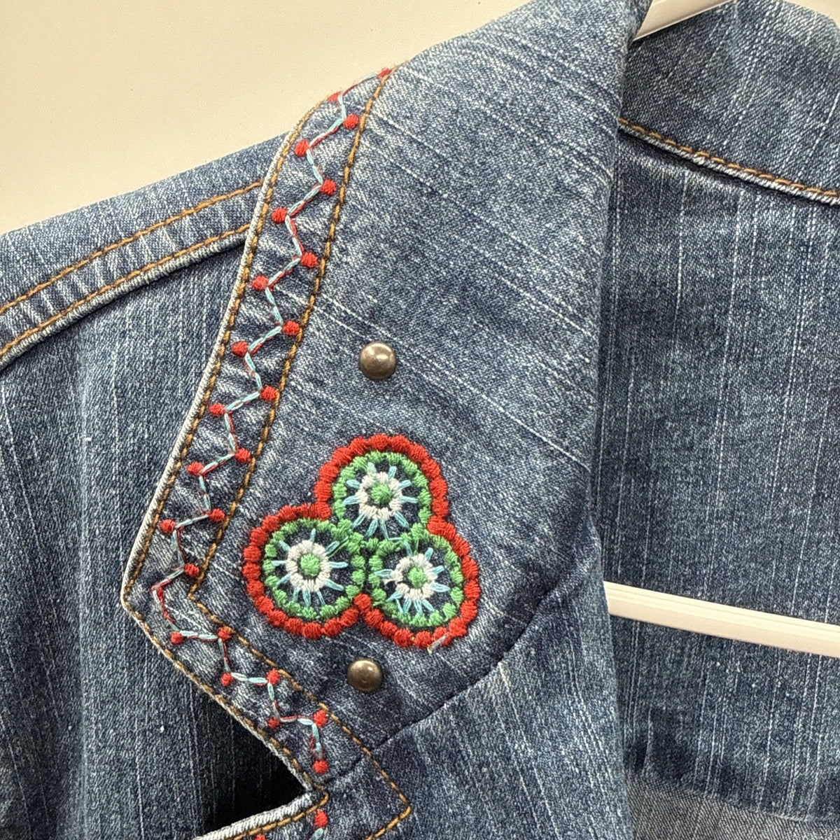 Ruby Rd Embroidered Denim Jacket Boho Western Southwestern Artsy Festival No Tag