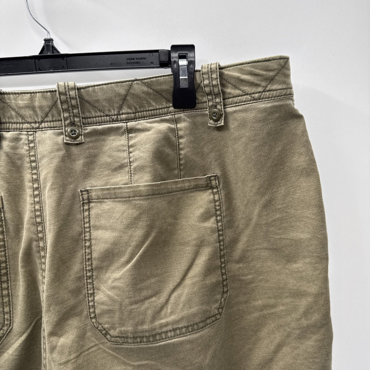 Lane Bryant Shorts Women's Size 18 Floral Embroidered Girlfriend Khaki Green