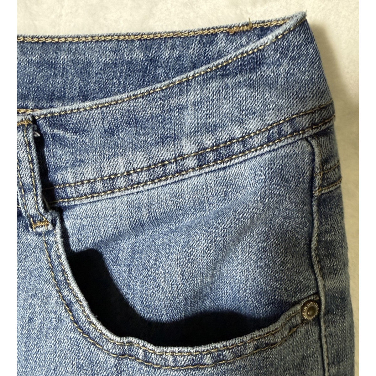 Just My Size Women 22W Blue Havana Wash Stretch High Rise Cropped Jeans
