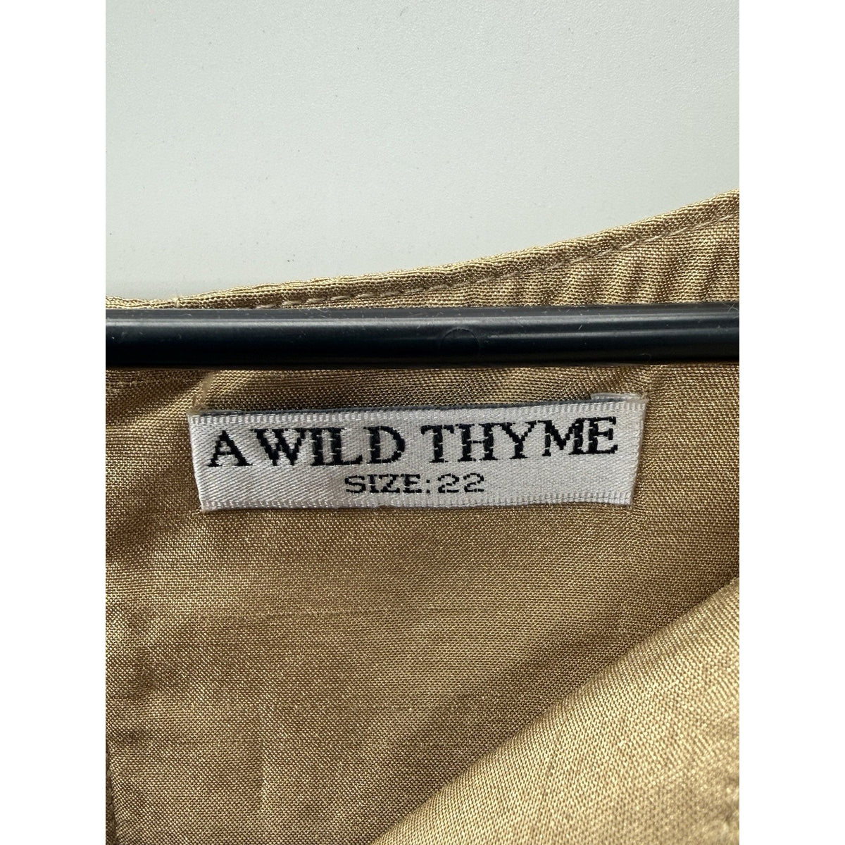 A Wild Thyme Women’s 22 Gold Beaded Sleeveless Blouse NWT Dressy Evening Top
