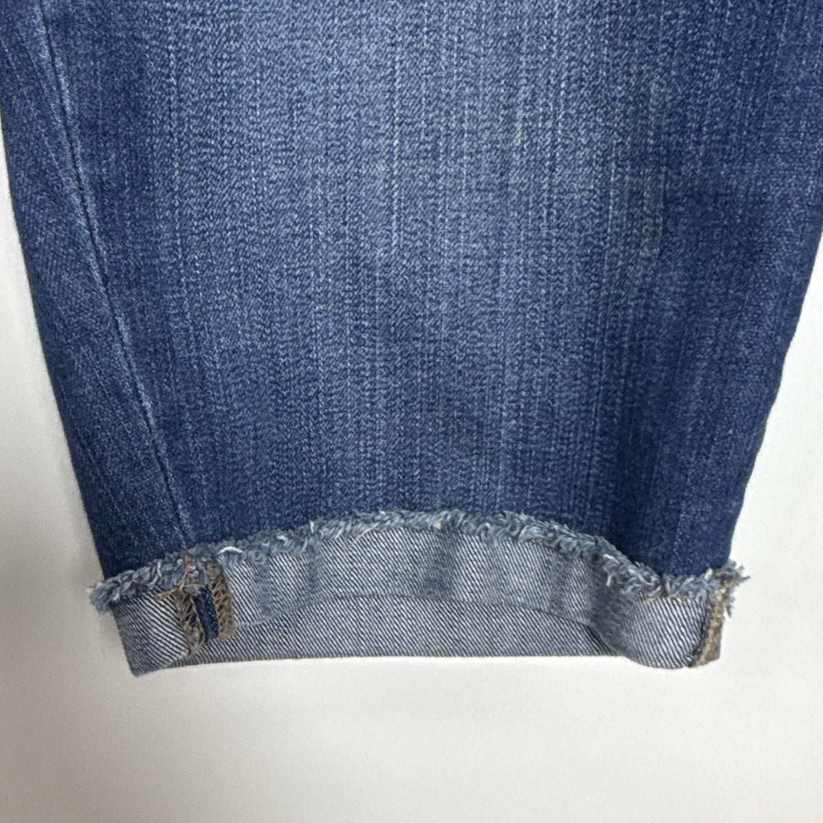 Old Navy The Flirt Women’s 14 Blue Denim Bermuda Shorts Medium Wash Pockets