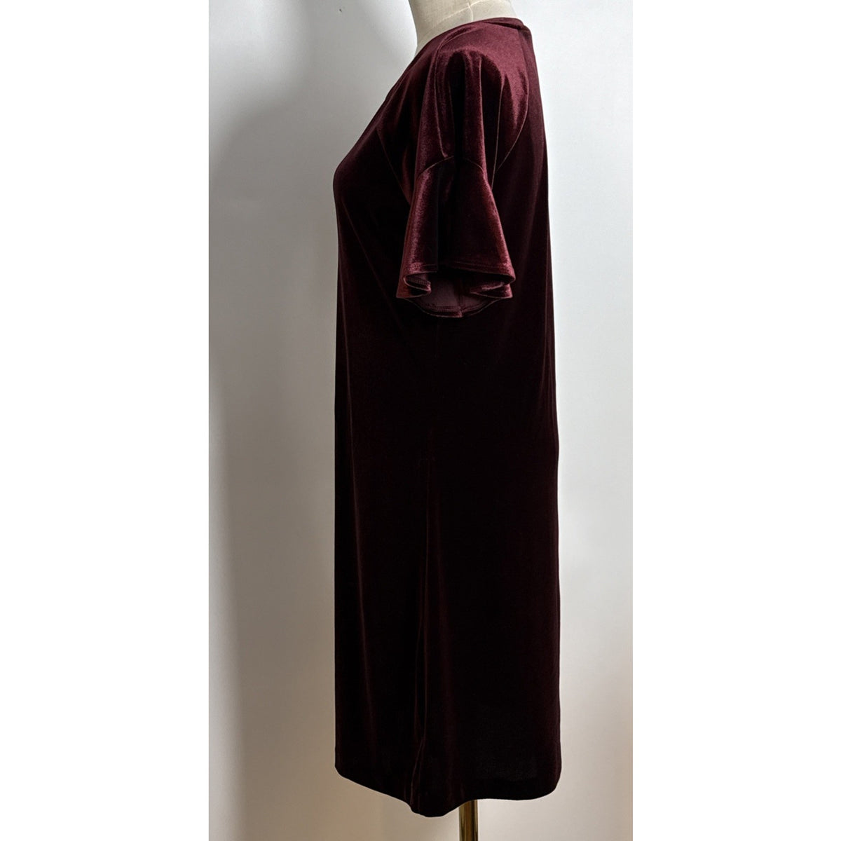 Worthington Velvet Shift Dress Small Burgundy Wine Ruffle Flutter Sleeve Holiday