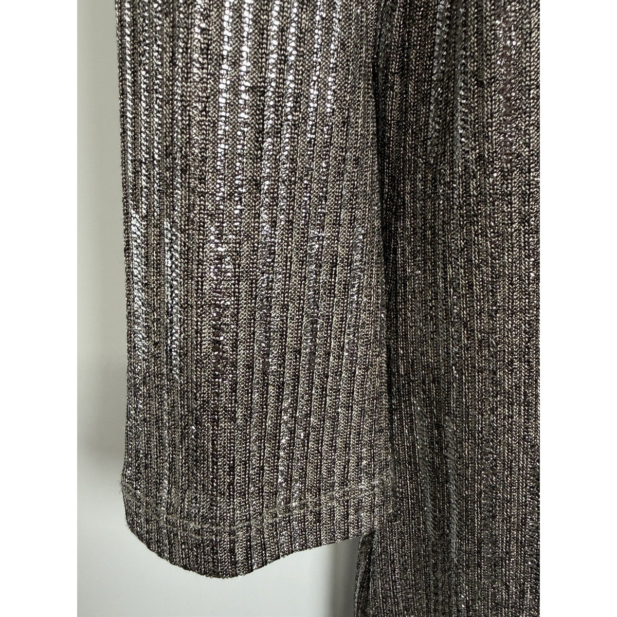 Chico's Women's Shimmer Metallic Tunic Top V-Neck 3/4 Sleeves Size 1 Medium 8