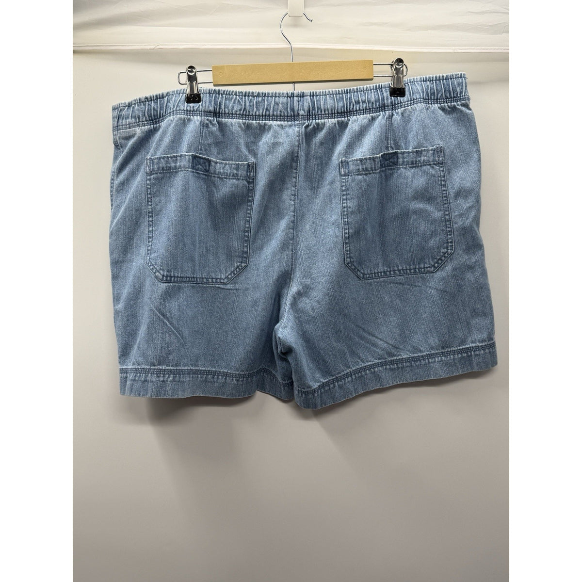 George Pull On Denim Shorts Womens XL Lt Wash Elastic Waist/Draw String Casual