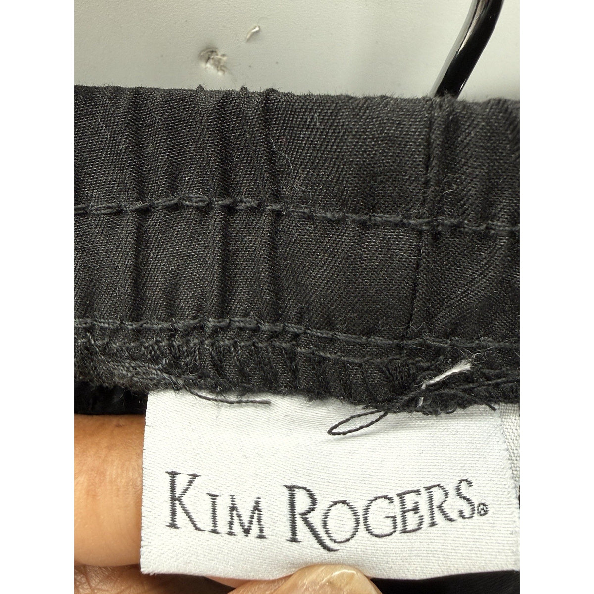 Kim Rogers Women Size 16 Black Pull On Capri Pants Lightweight Elastic Waist NWT