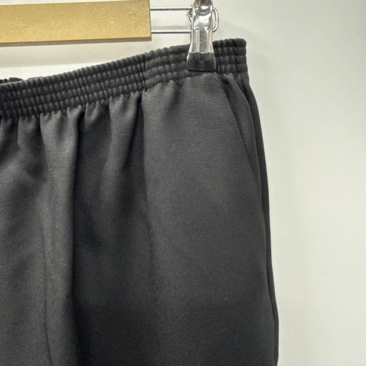 Alfred Dunner Pull-On Crop Pants Women's Size 16 Black Pockets 23” Inseam