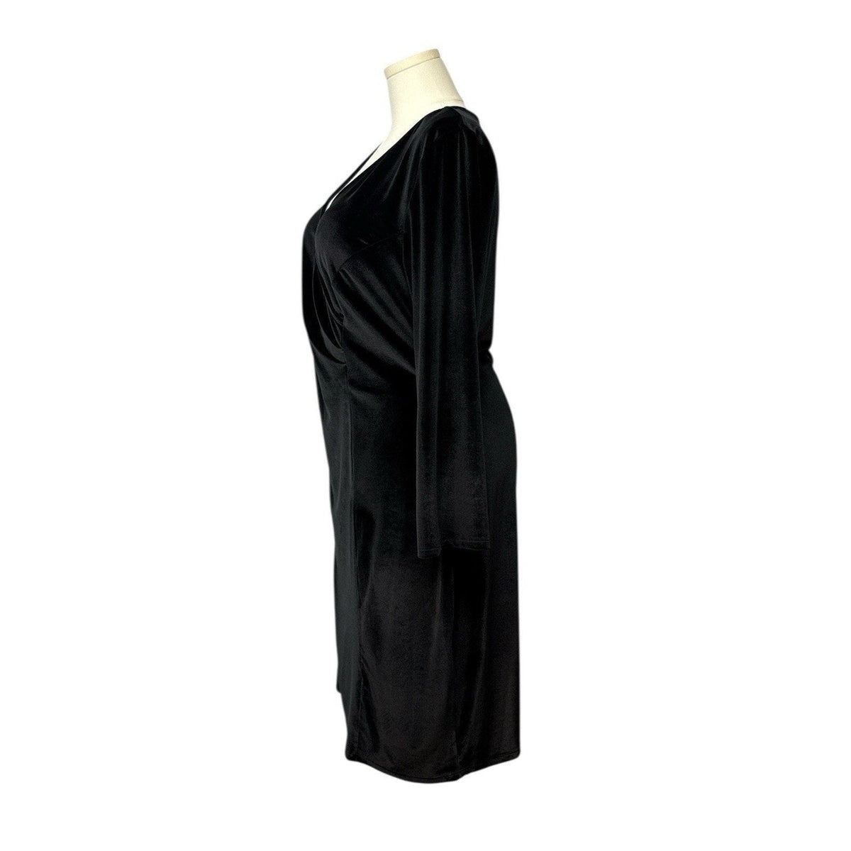 Ashley Stewart Dress Women’s 18/20 Black Velvet Long Sleeve V-Neck