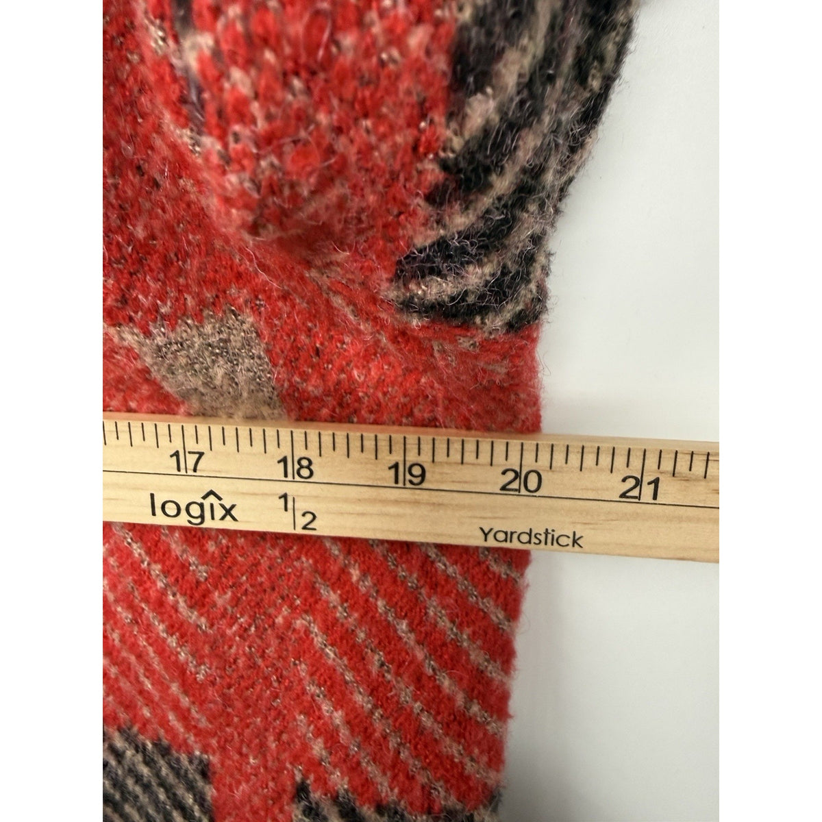Cyrus Cardigan Sweater Snap Button Red Check Plaid Women Size Medium Academia
