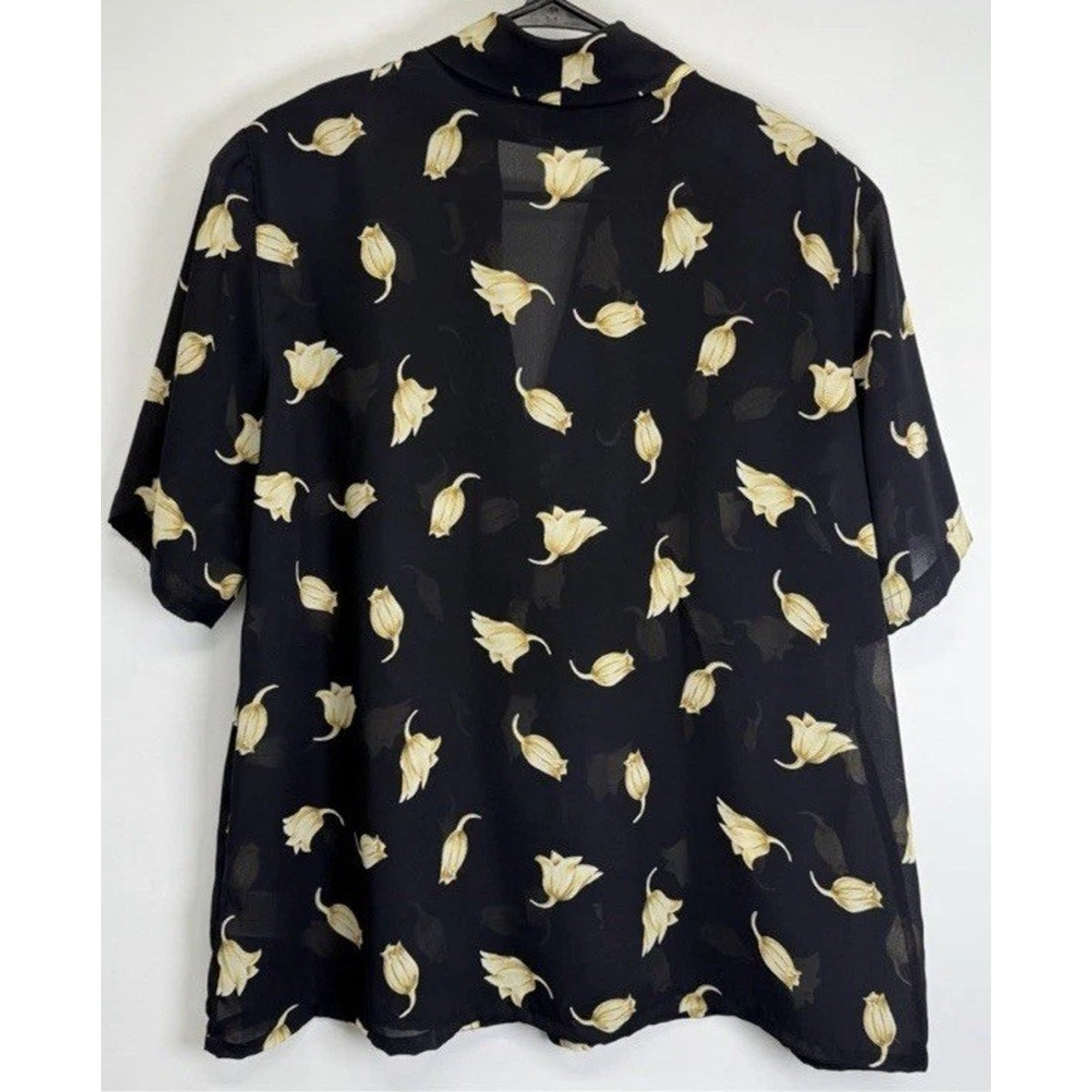 Christie & Jill Women’s Tulip Print Blouse 18W Black Yellow Floral Plus Size