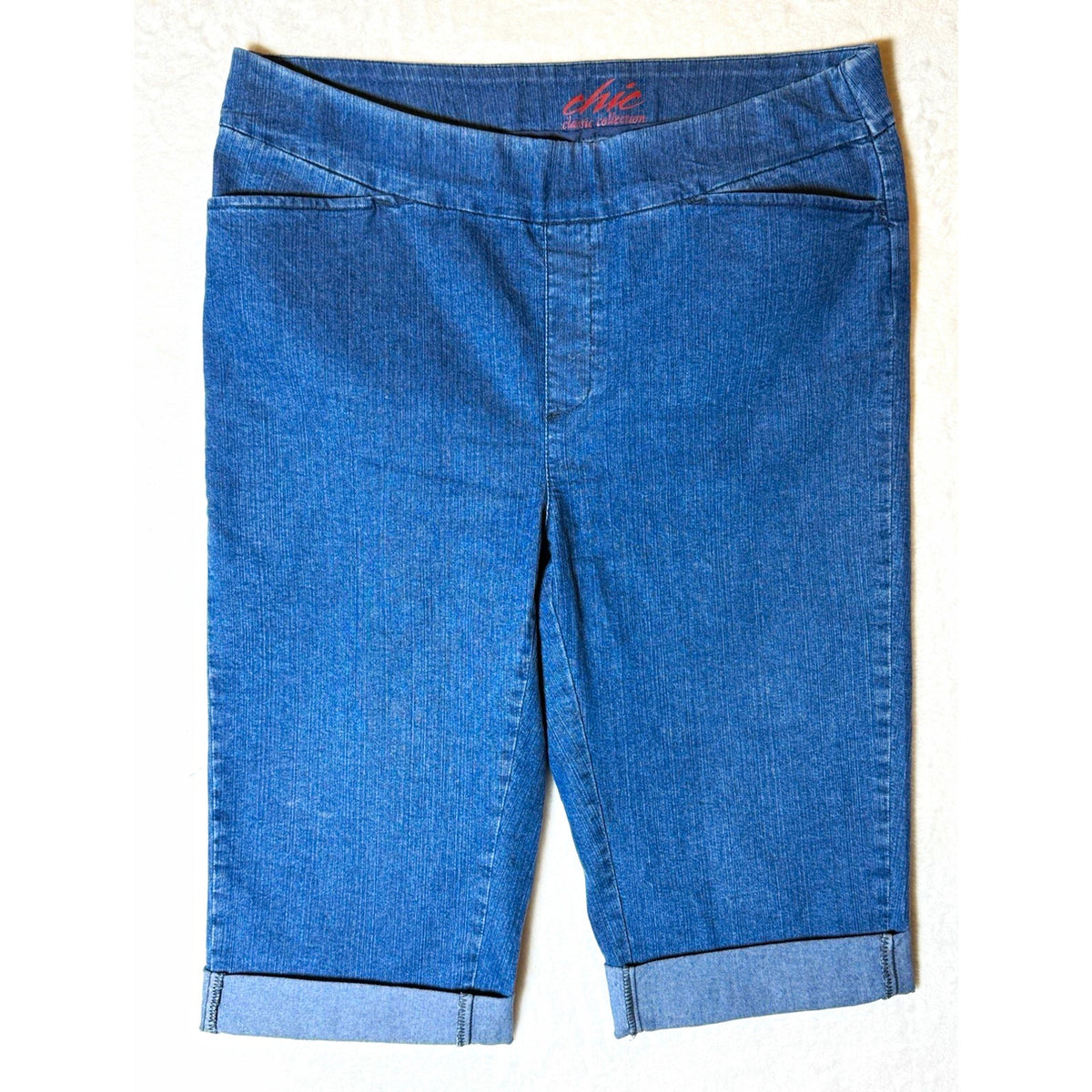 Chic Classic Collection Capris Womens 16 AVG Stretch Denim Cuffed Blue Pull On