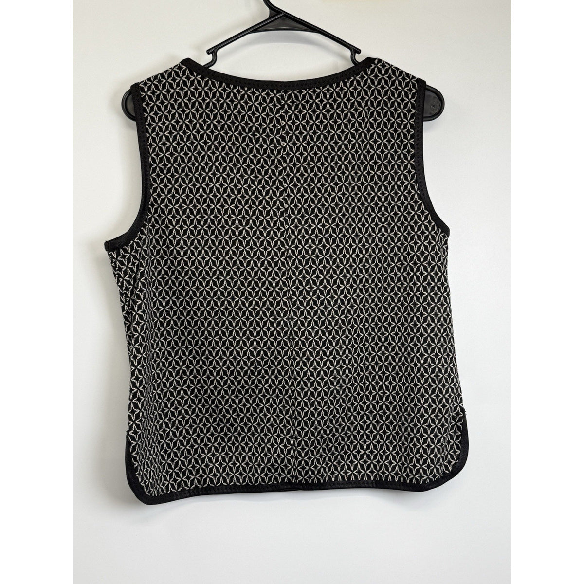 Max Studio London Black White Geometric Knit Tank Top Sleeveless Small