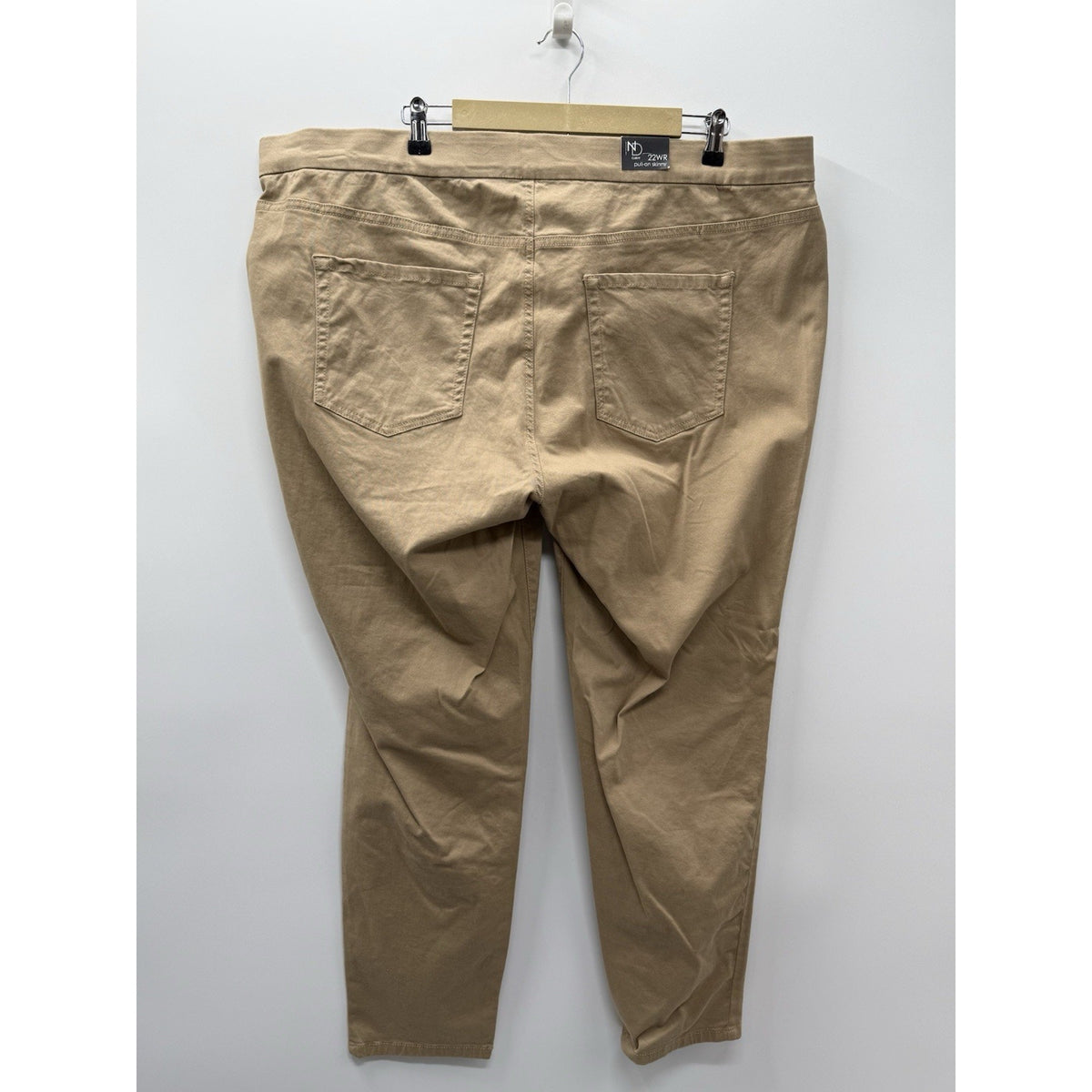New Directions Curvy 22W Pull On Skinny Pants Khaki Tan Stretch Plus Size NWT