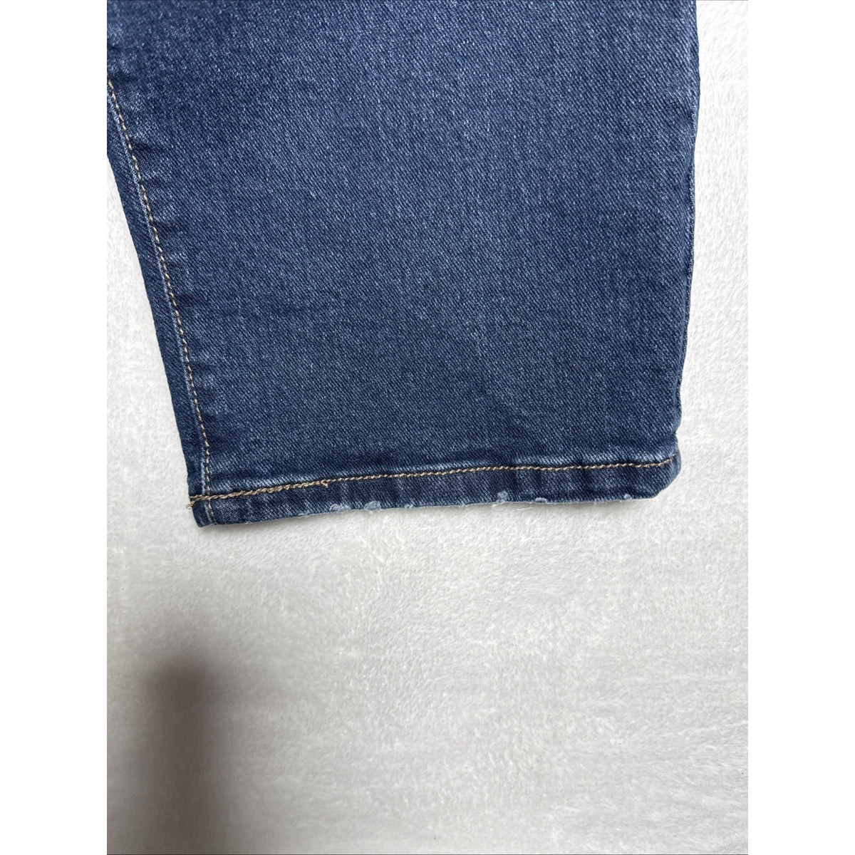 Terra & Sky Boyfriend Jeans Distressed Denim Blue Womens Sz 16W Stretch Pockets