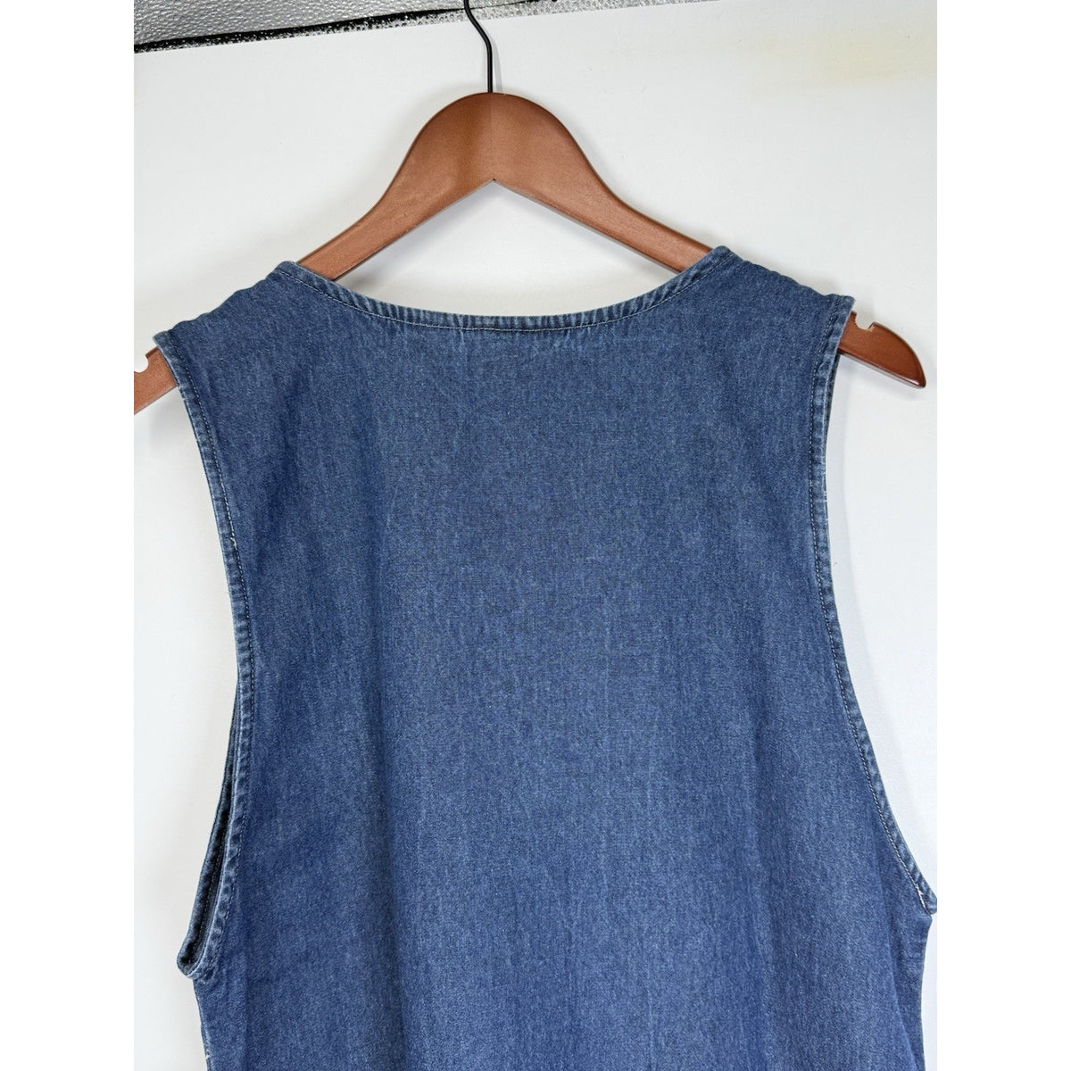 T&R Denims Embroidered Denim Sleeveless Midi Dress Womens L Button Front Vintage
