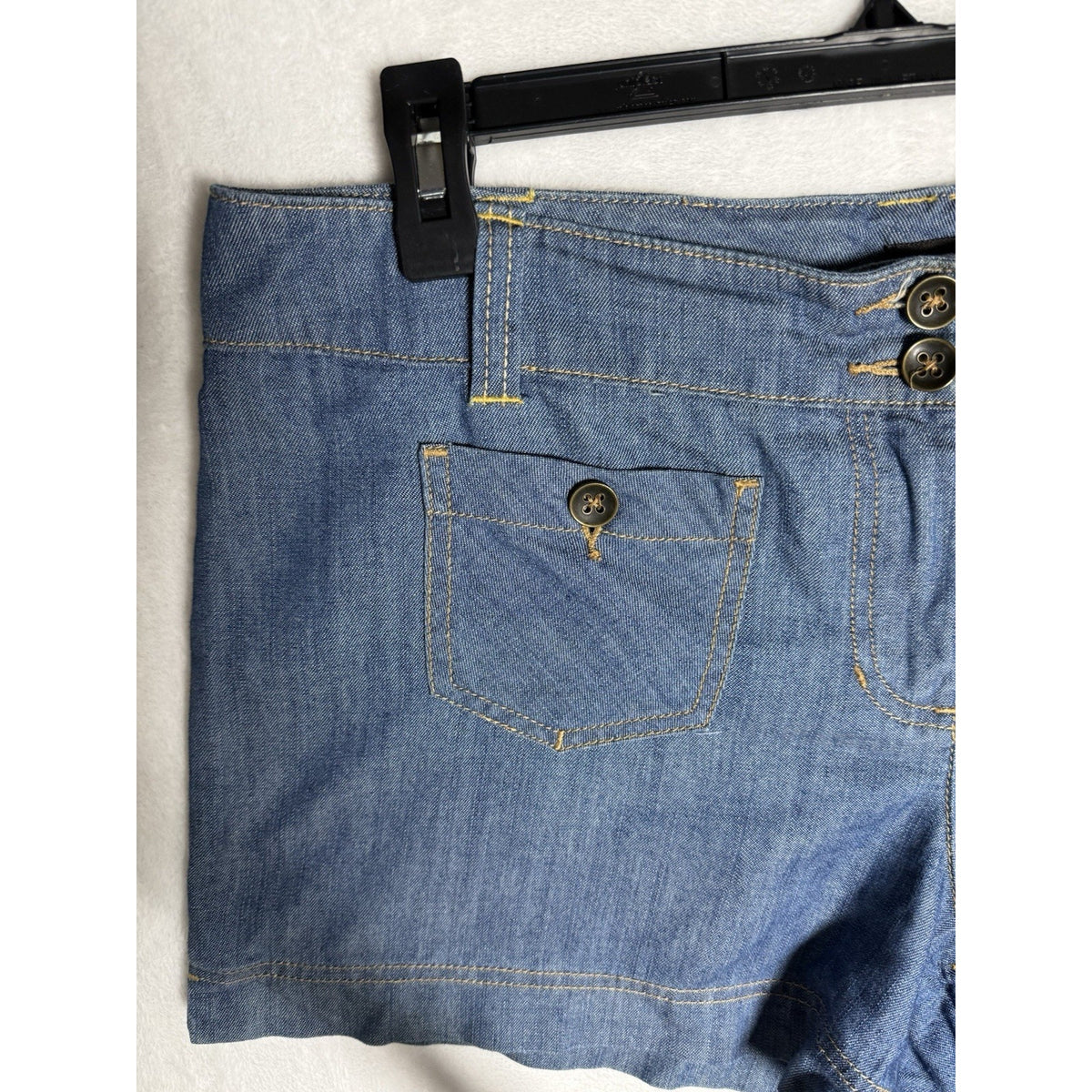 New York & Company Denim Shorts Women’s Size 14 Blue Double Button Cotton