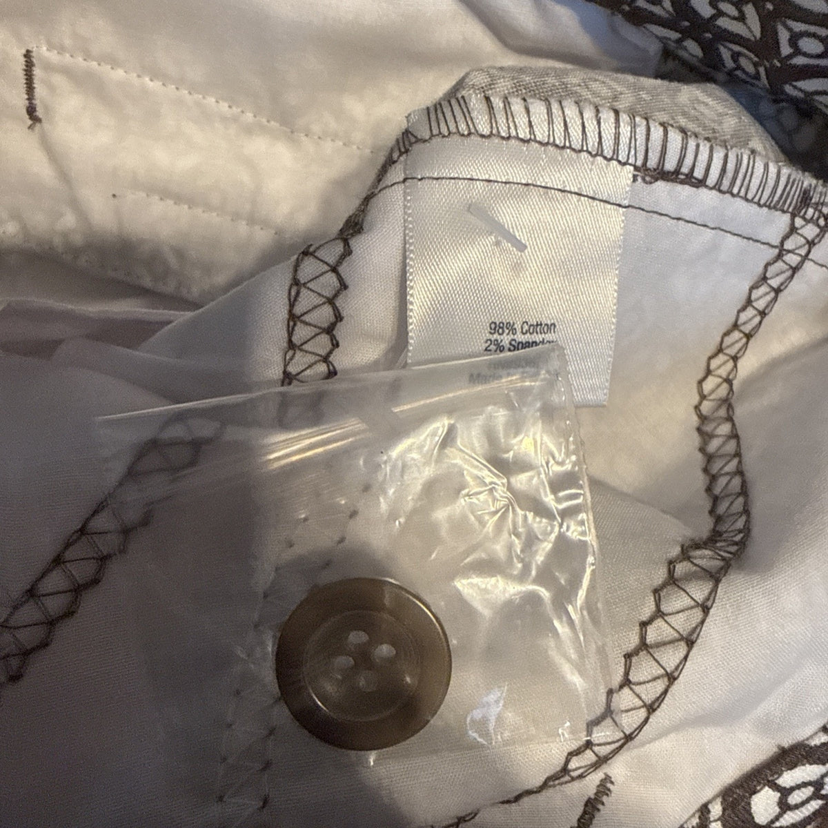 Women’s ST JOHN’S BAY Secretly SLENDER Classic Fit Bermuda Shorts Size 6