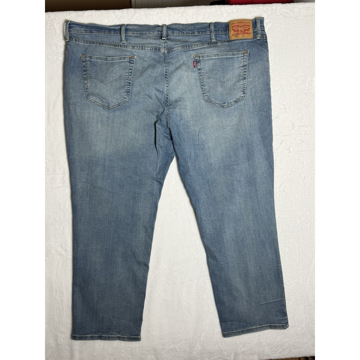 Levi’s 541 Athletic Taper Jeans Mens 52x30 Light Wash Stretch Denim 52x29