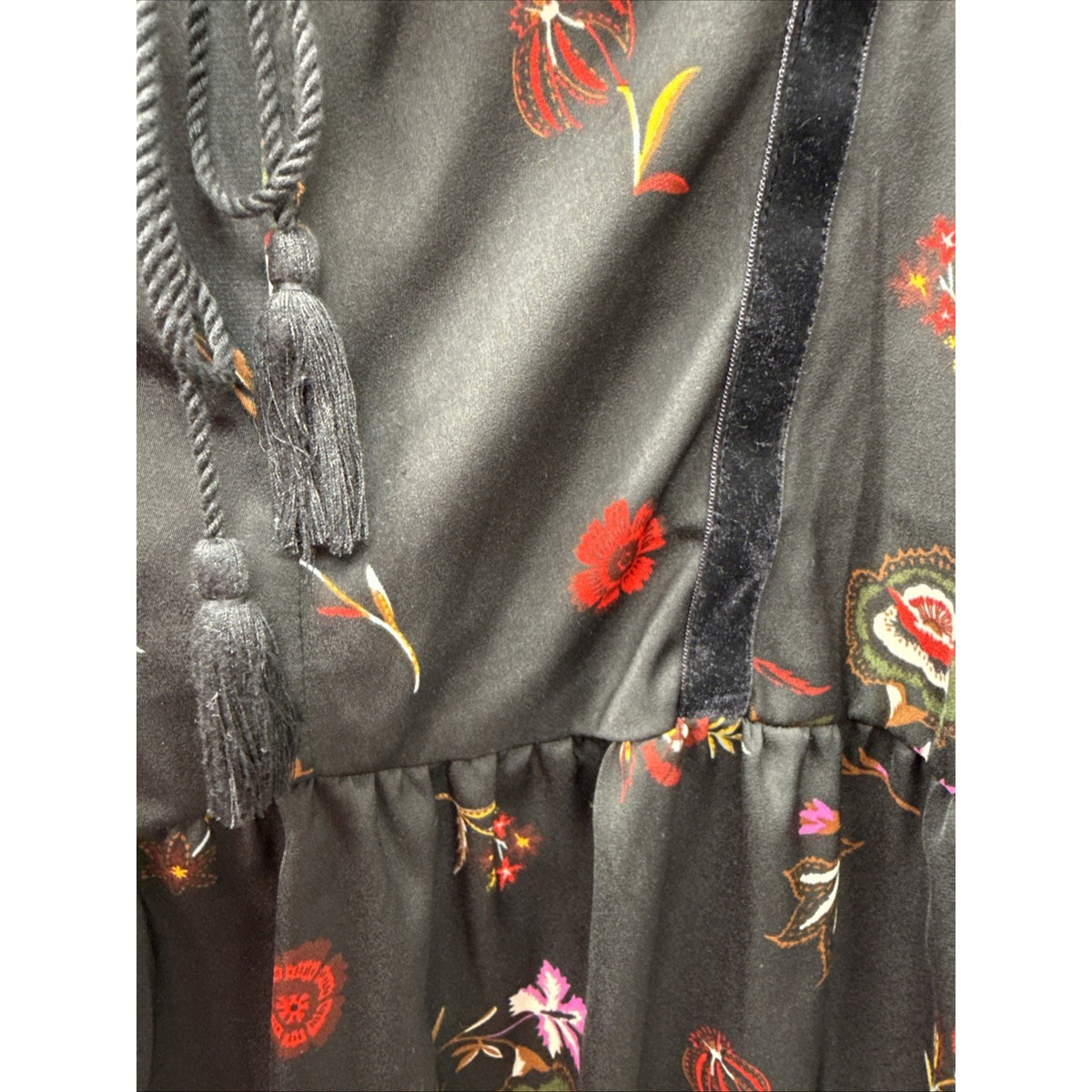 Old Navy Womens Blouse Top Sz L Black Boho Peasant Floral V Neck Tassel Tie Poly