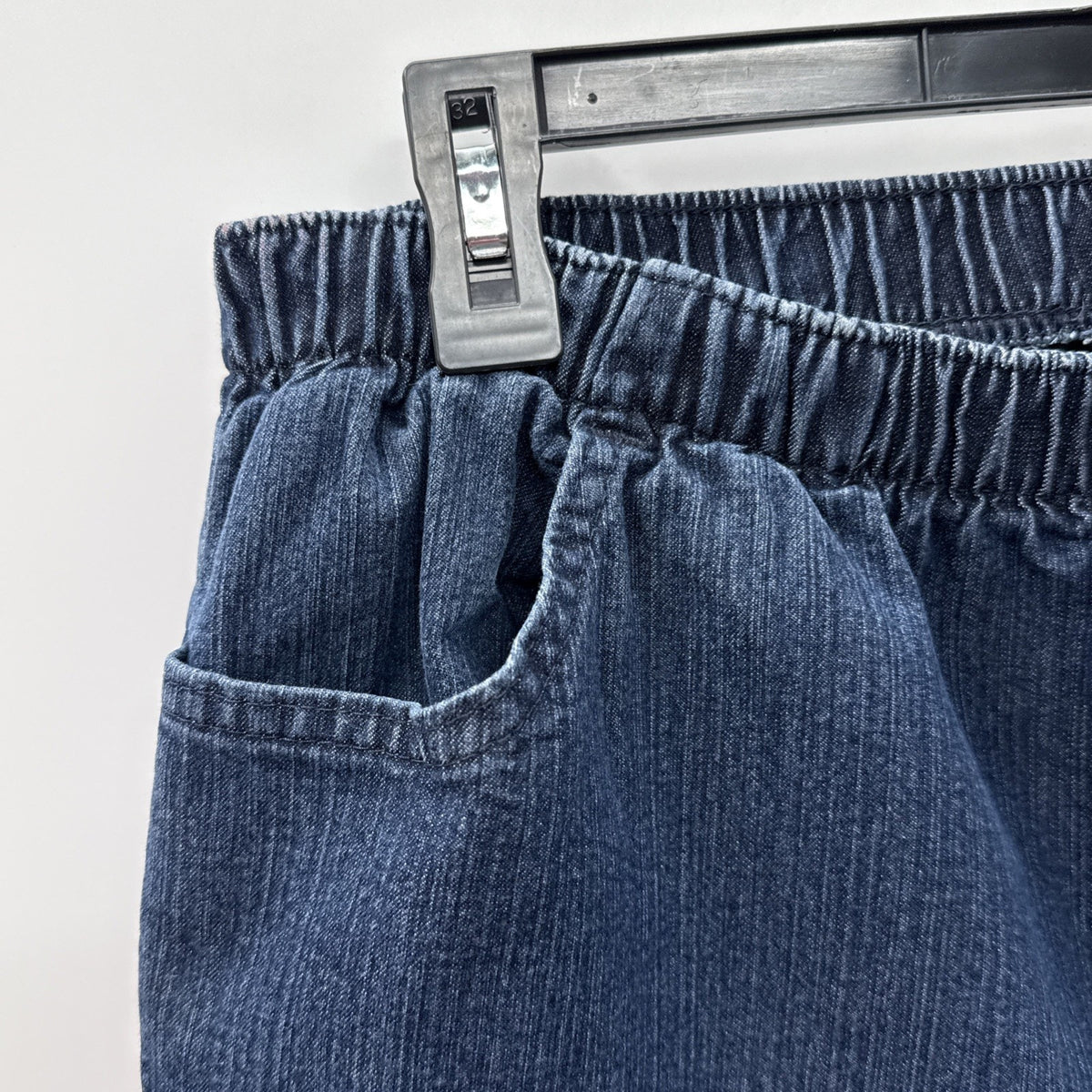 Chic Jeans Women’s Sz 18W Petite Elastic Waist Pull On Straight Leg Denim Pocket